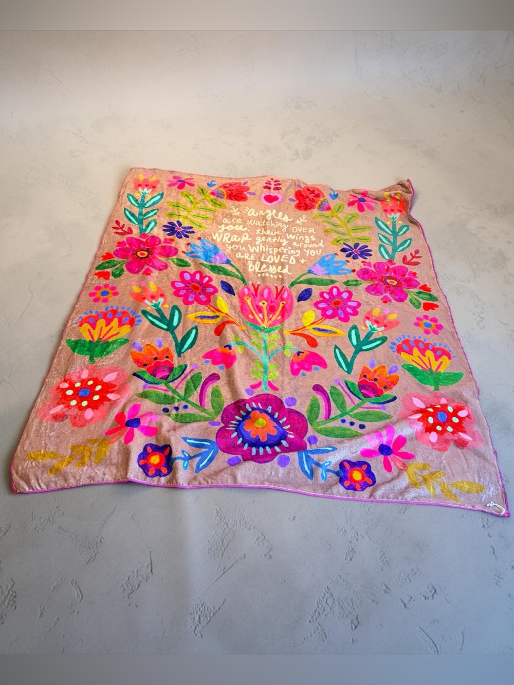 NWOT NATURAL LIFE Angels Watching Reversible Blanket